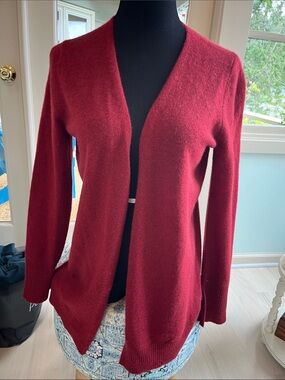 360 Cashmere Open-Front Cardigan in Red